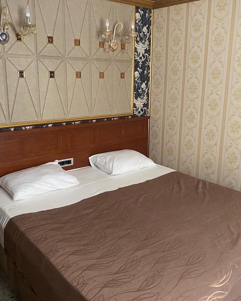 Grand Merin Airport Hotel Истанбул Екстериор снимка