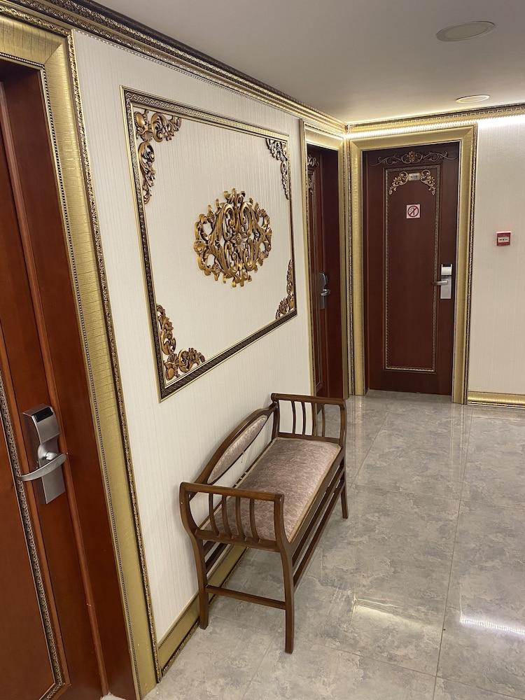Grand Merin Airport Hotel Истанбул Екстериор снимка
