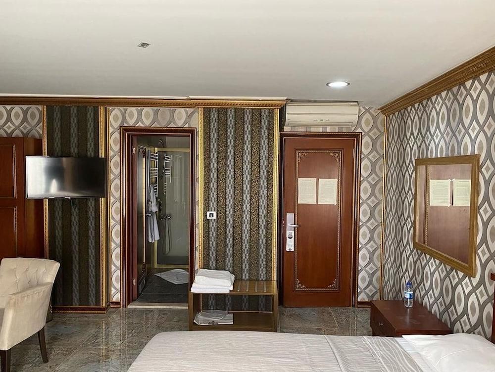 Grand Merin Airport Hotel Истанбул Екстериор снимка