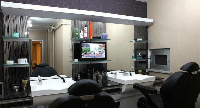 Grand Merin Airport Hotel Истанбул Екстериор снимка